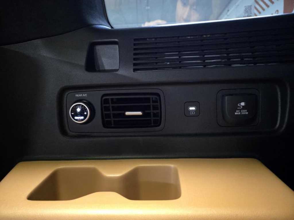 HYUNDAI Santa Fe 2024 Blanco - Importación desde Corea - HF Imports Iquique - Foto 17