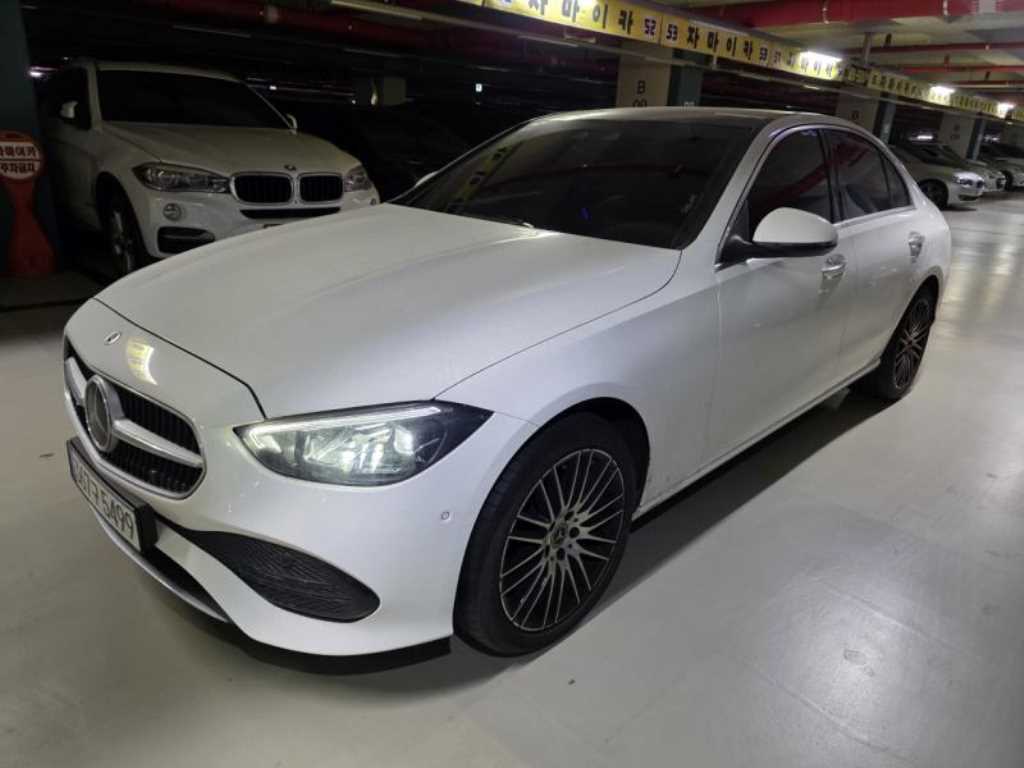 Mercedes Benz C Class - Vista 3