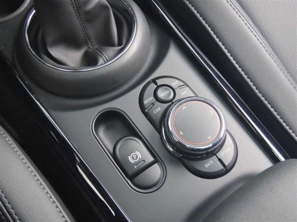 Mini Clubman - Vista 7