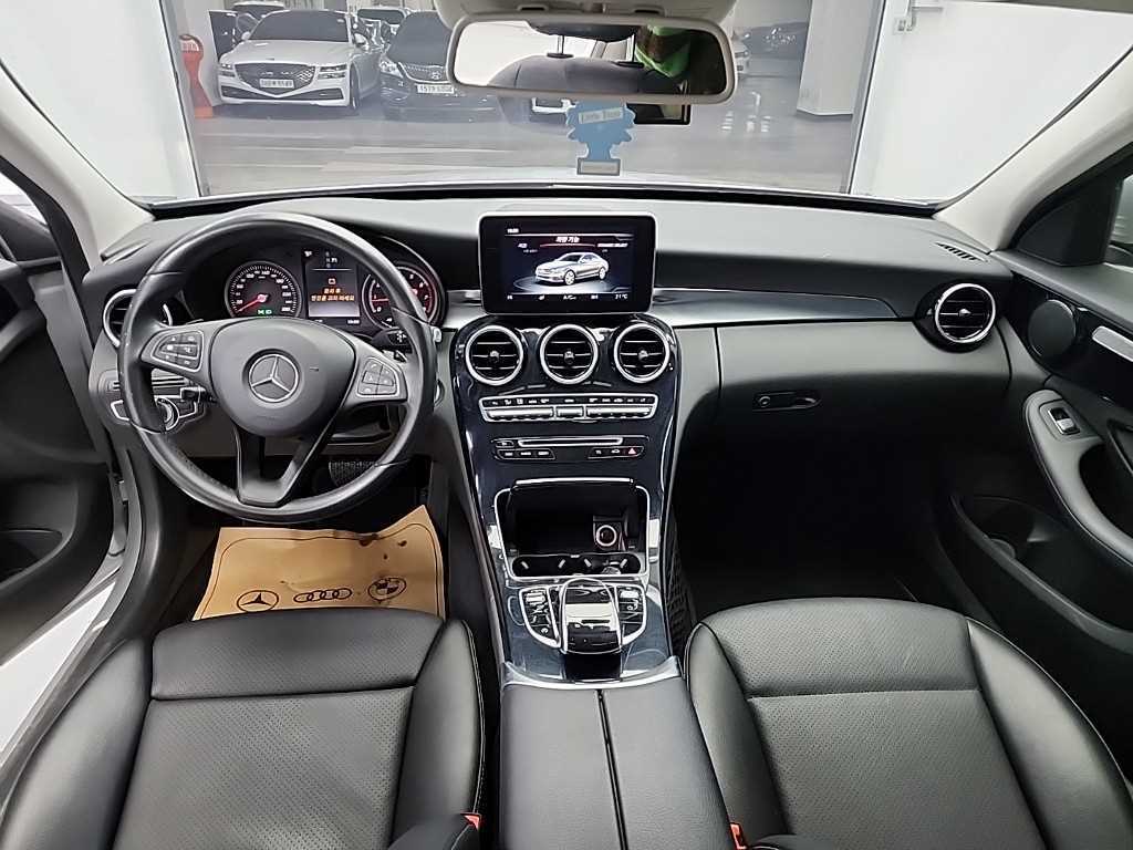 Mercedes Benz C Class - Vista 7