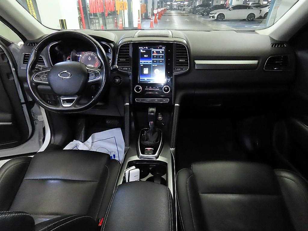 SAMSUNG QM6 - Vista 10