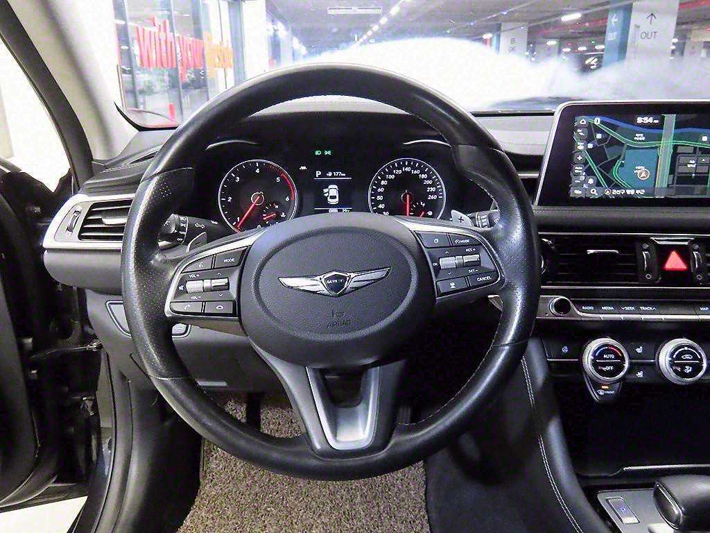 Genesis G70 - Vista 7