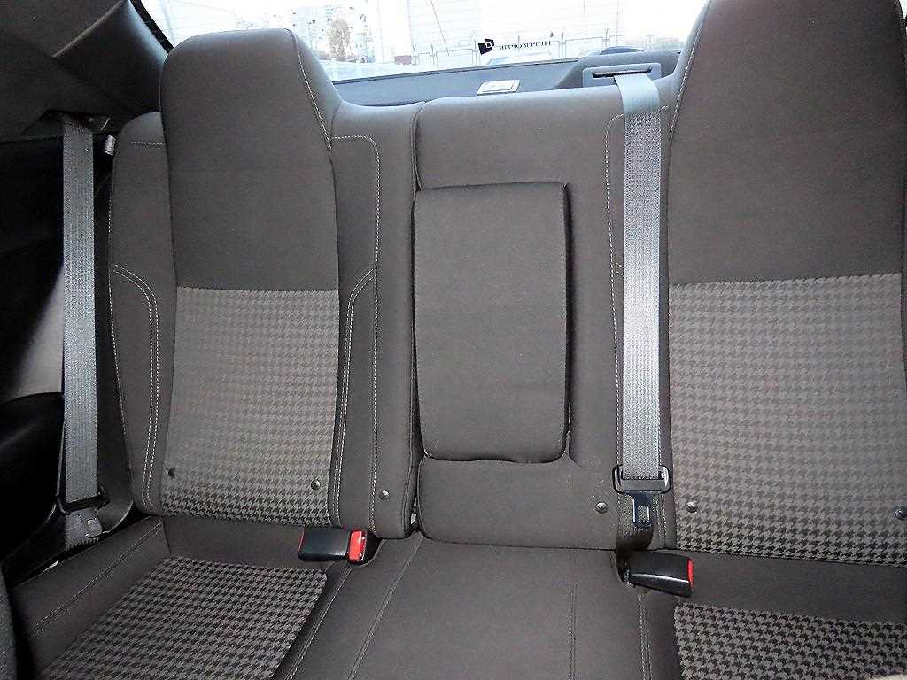 DODGE Challenger - Vista 6