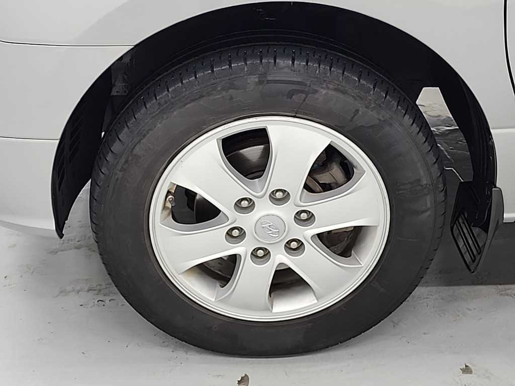 HYUNDAI Starex 2015 Plateado - Importación desde Corea - HF Imports Iquique - Foto 17