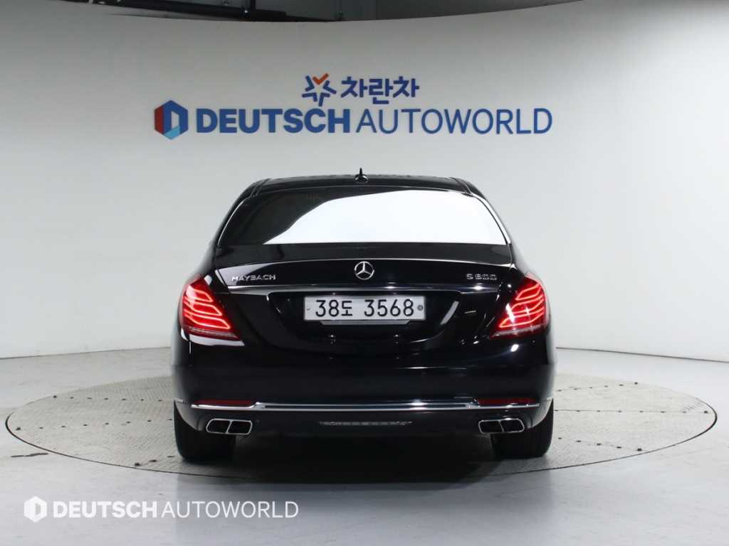 Mercedes Benz S Class - Vista 4