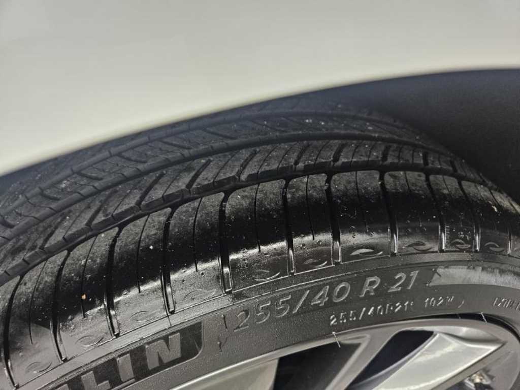 Genesis GV70 2022 Blanco - Importación desde Corea - HF Imports Iquique - Foto 16