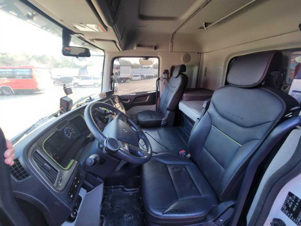 medium and large cargo truck 2025 Blanco - Importación desde Corea - HF Imports Iquique - Foto 13