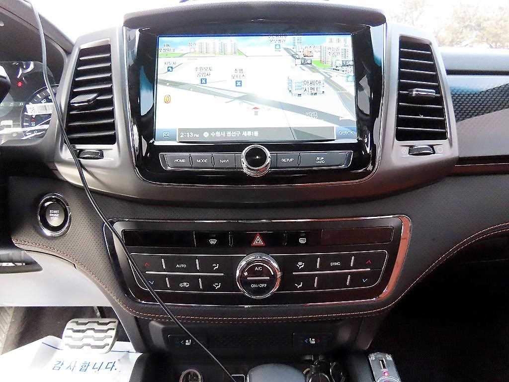 Ssangyong Rexton 2021 Blanco - Importación desde Corea - HF Imports Iquique - Foto 13