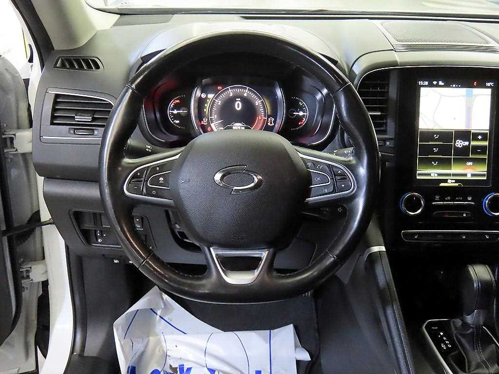 SAMSUNG QM6 - Vista 8