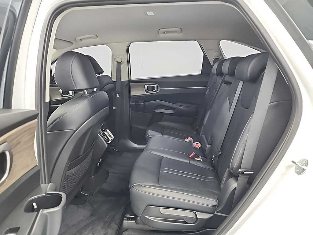 KIA Sorento - Vista 12