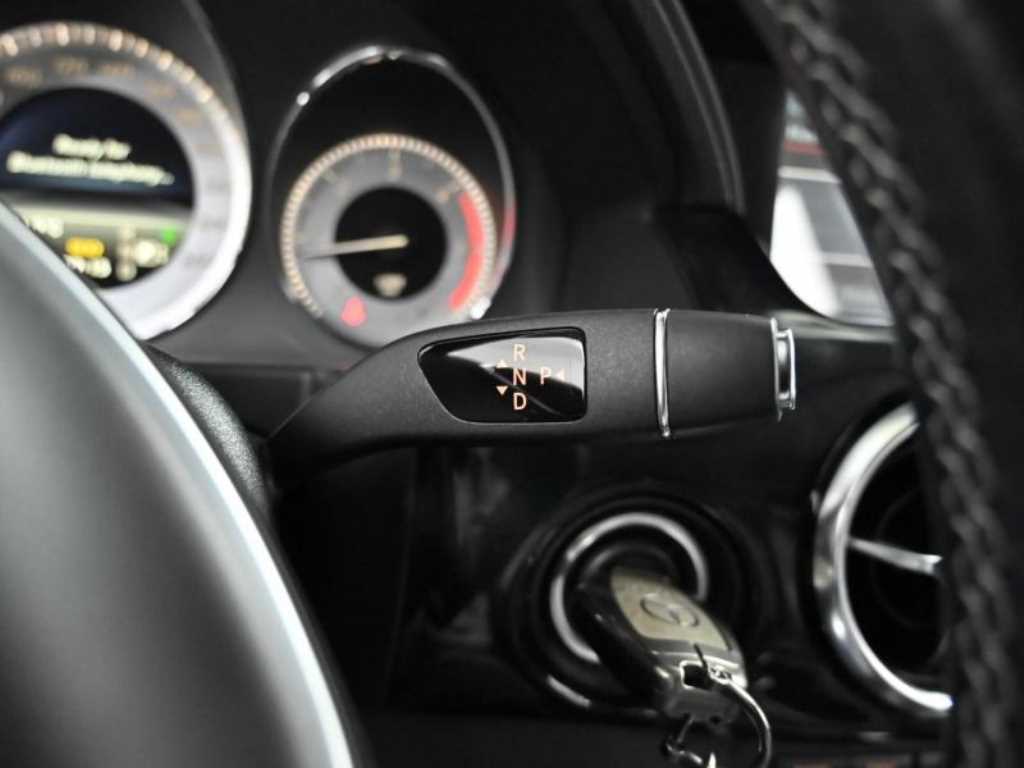 Mercedes Benz GLK Class - Vista 9