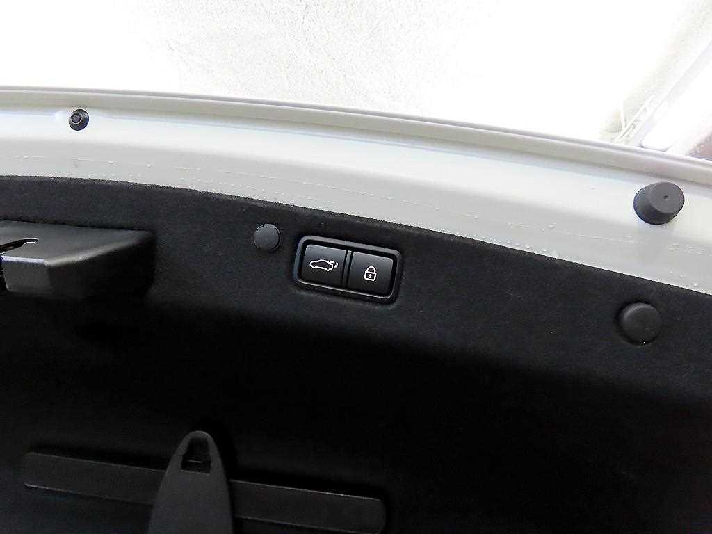 HYUNDAI Grandeur 2020 Blanco - Importación desde Corea - HF Imports Iquique - Foto 16