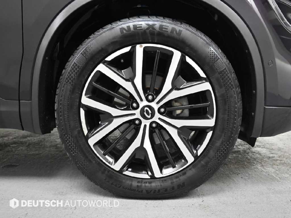 SAMSUNG QM6 - Vista 5