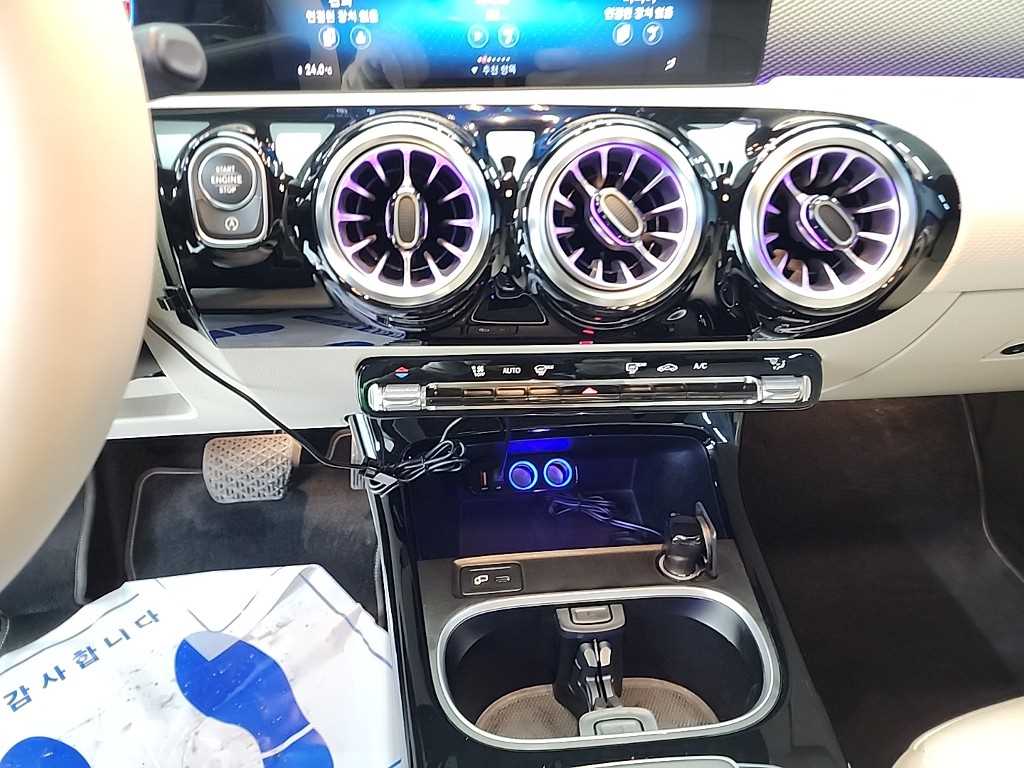 Mercedes Benz A Class - Vista 10