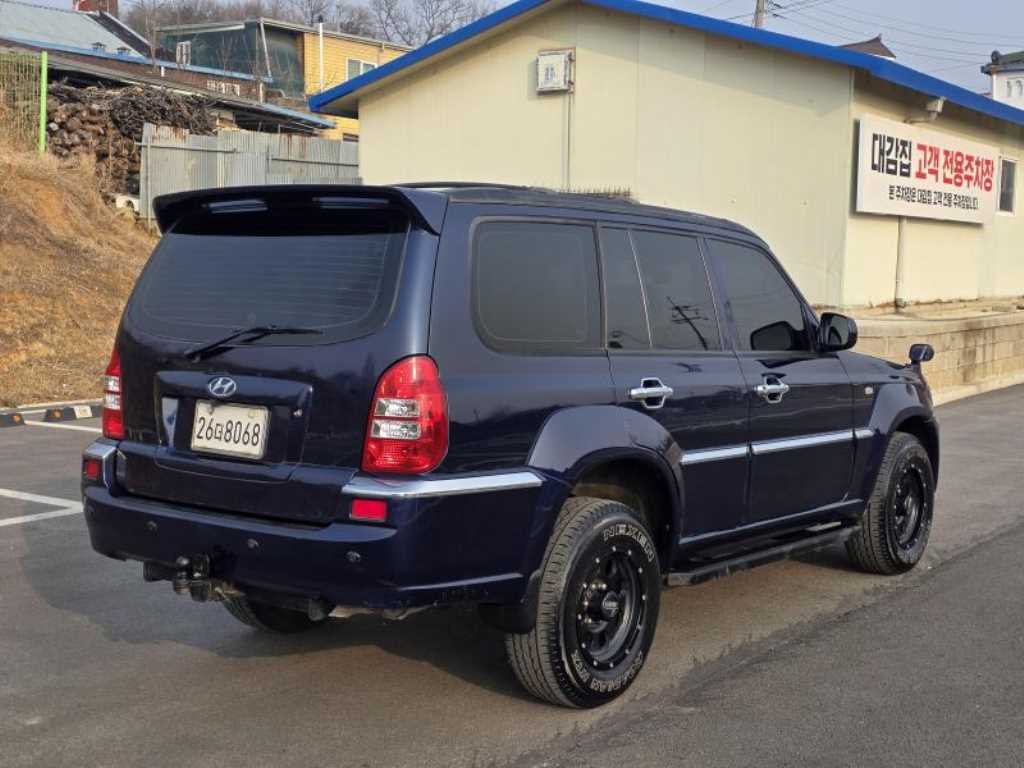 HYUNDAI Terracan - Vista 4