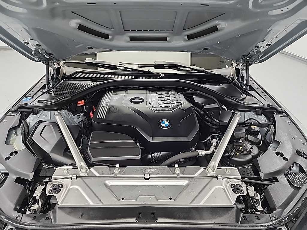 BMW 4 Series - Vista 5