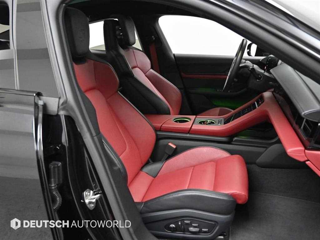 Porsche Taycan - Vista 10