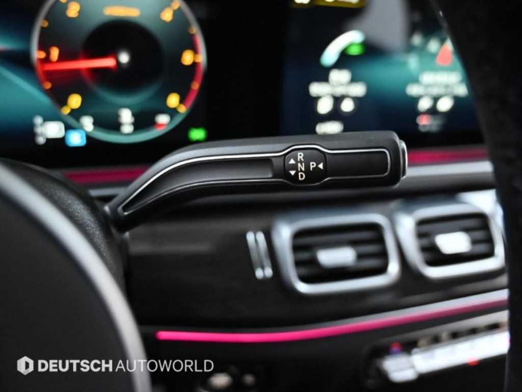 Mercedes Benz GLE Class - Vista 9