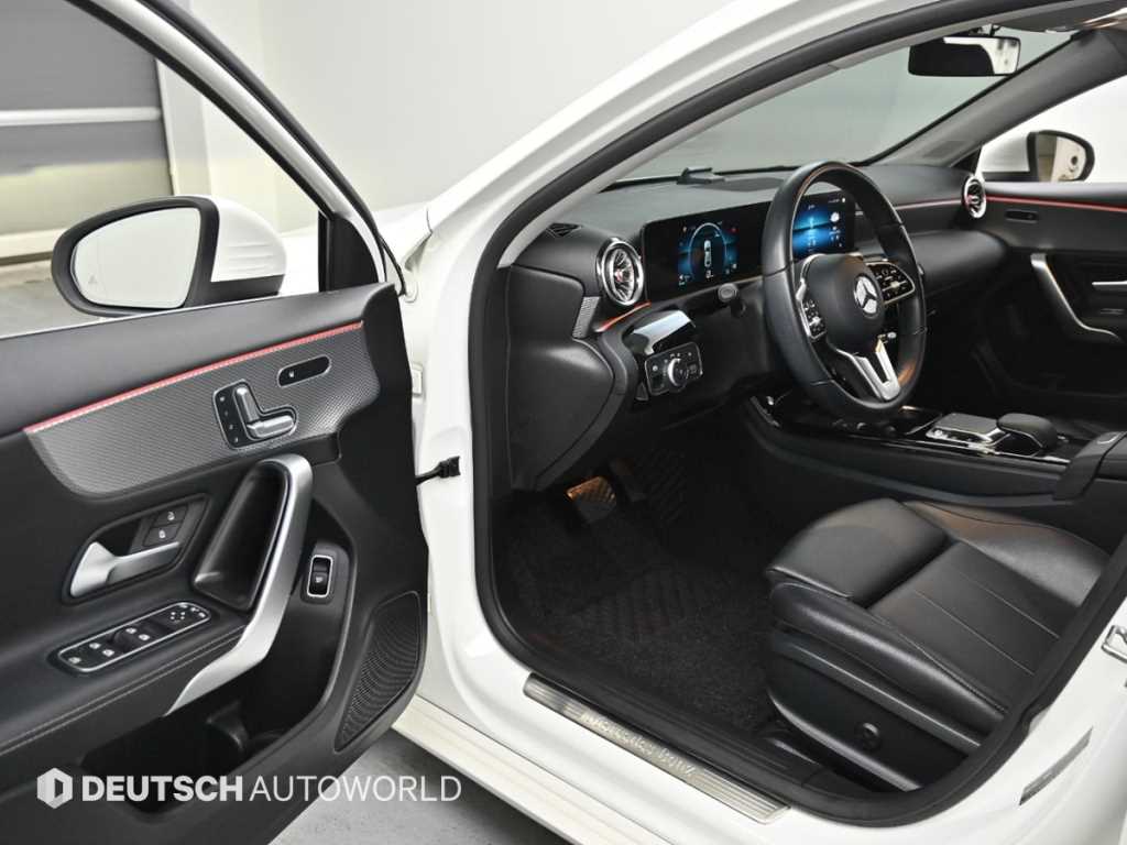 Mercedes Benz A Class - Vista 11