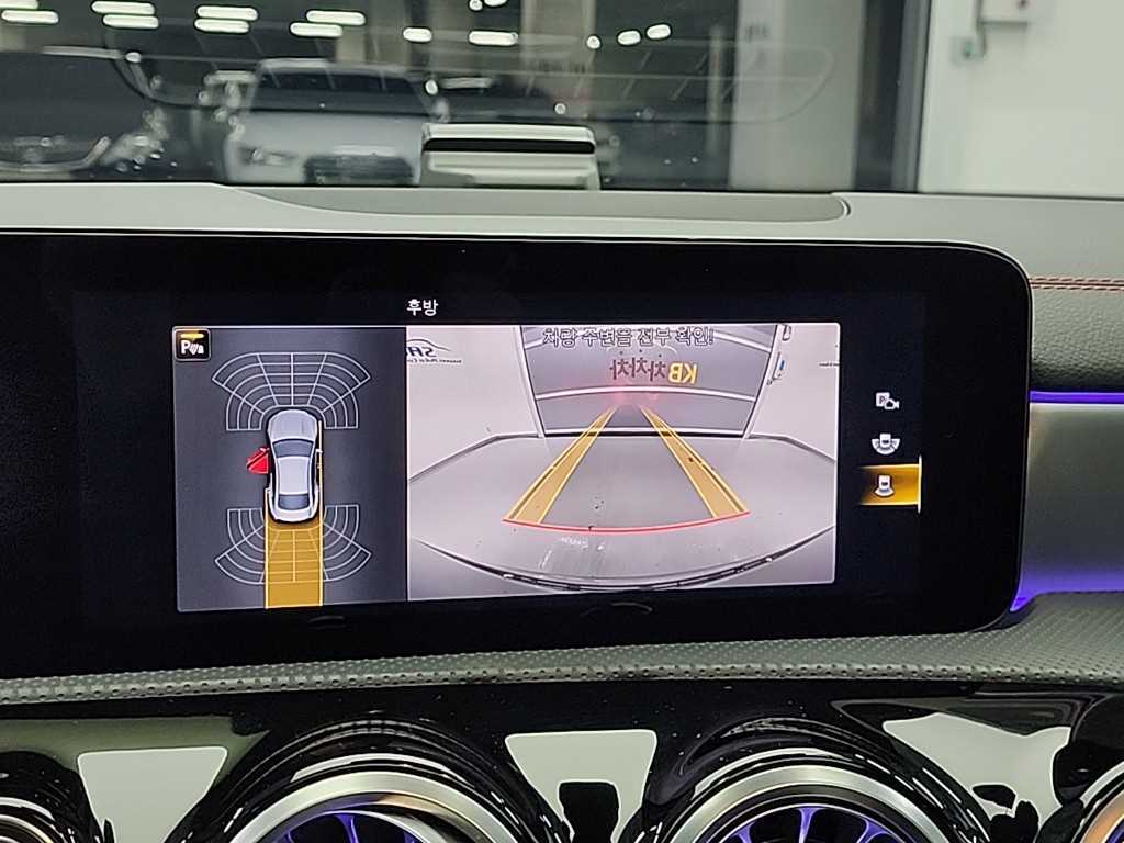 Mercedes Benz CLA Class 2023 Negro - Importación desde Corea - HF Imports Iquique - Foto 15