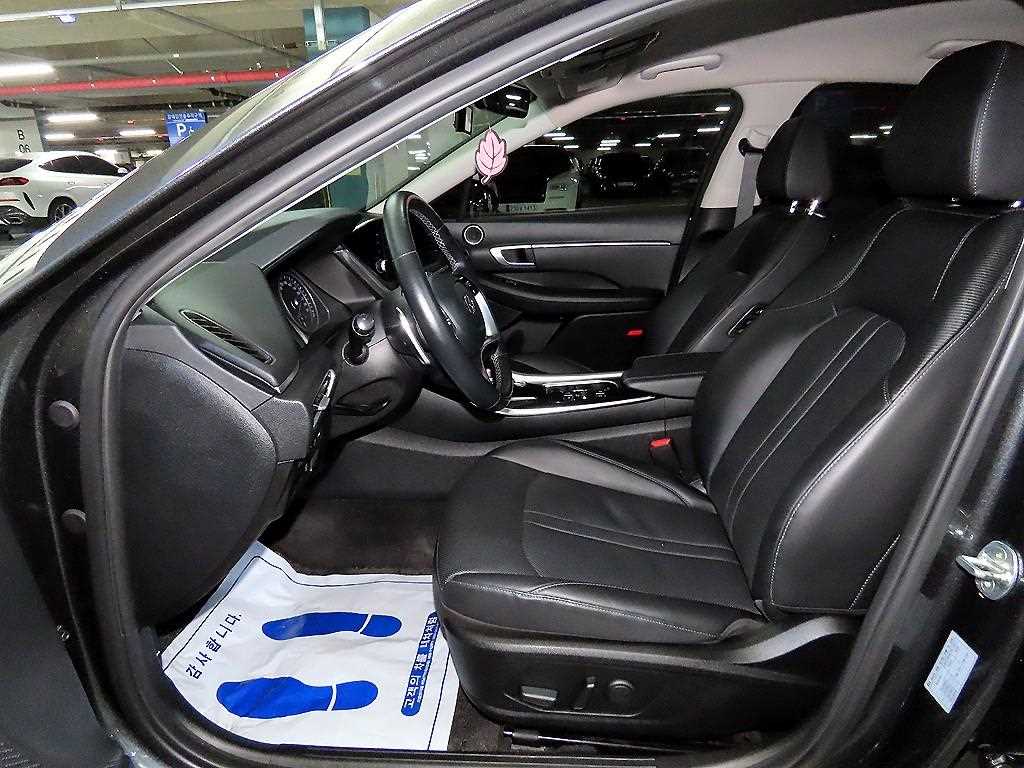 HYUNDAI Sonata - Vista 6