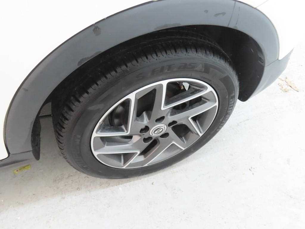 Ssangyong Tivoli 2022 Blanco - Importación desde Corea - HF Imports Iquique - Foto 19