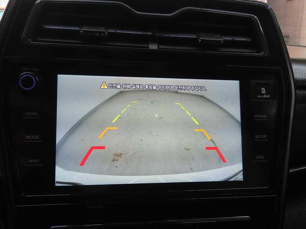 Ssangyong Tivoli 2022 Blanco - Importación desde Corea - HF Imports Iquique - Foto 16