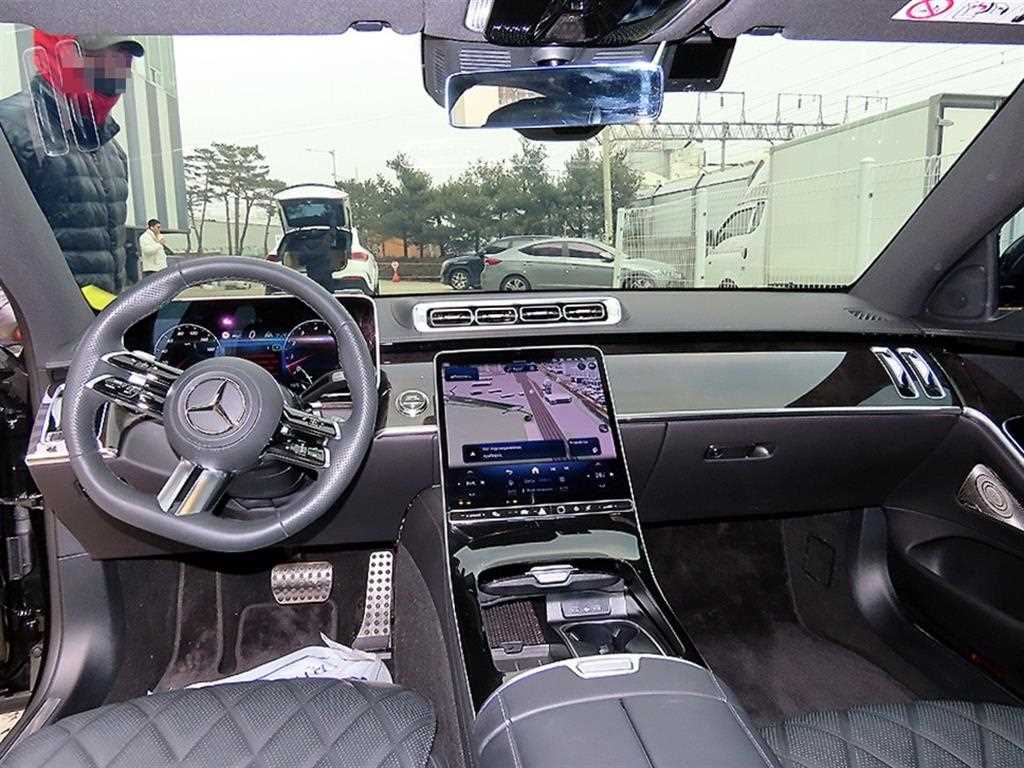 Mercedes Benz S Class - Vista 7