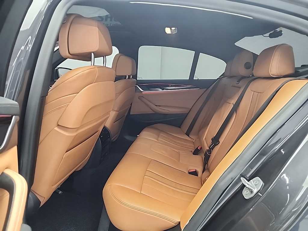 BMW 5 Series 2021 Gris - Importación desde Corea - HF Imports Iquique - Foto 13