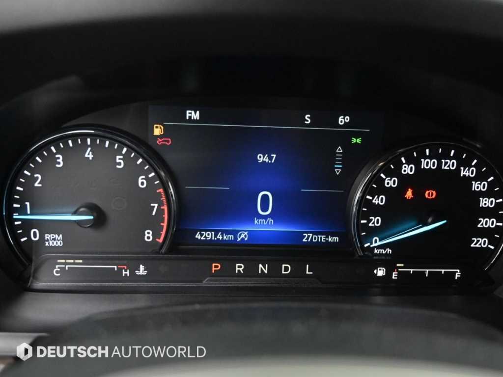 Ford Explorer - Vista 8