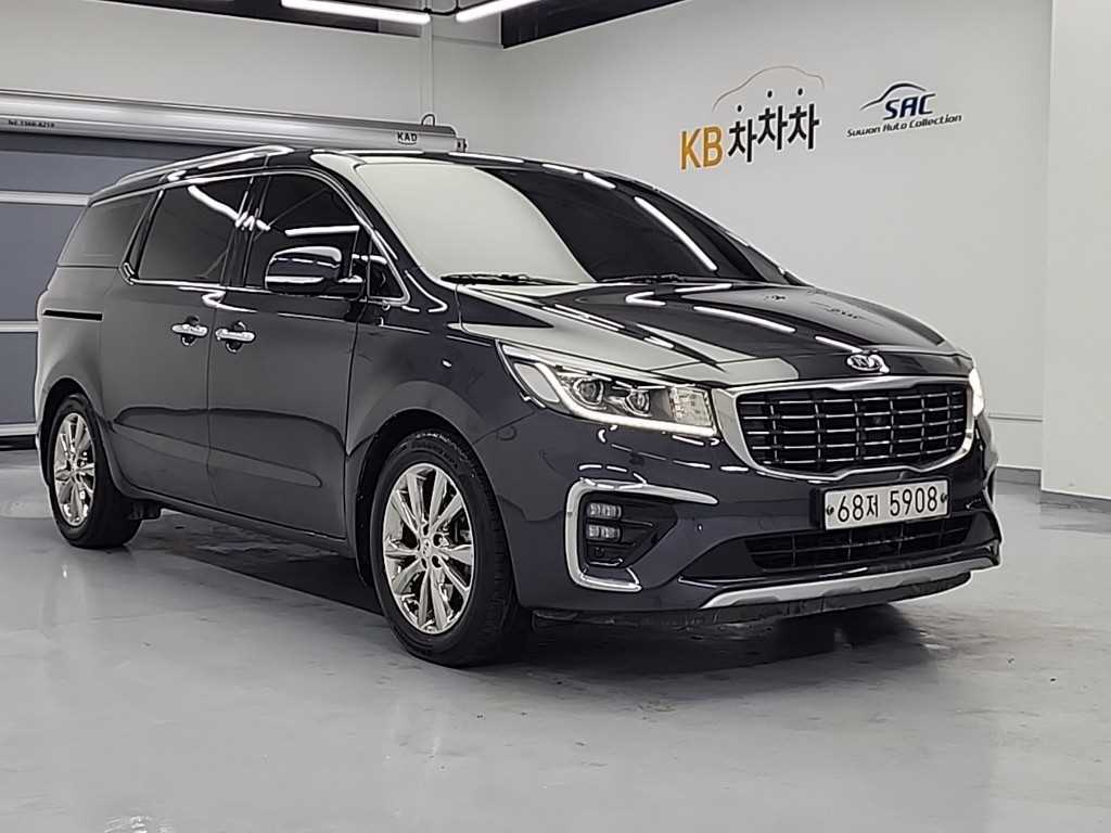KIA Carnival - Vista 4