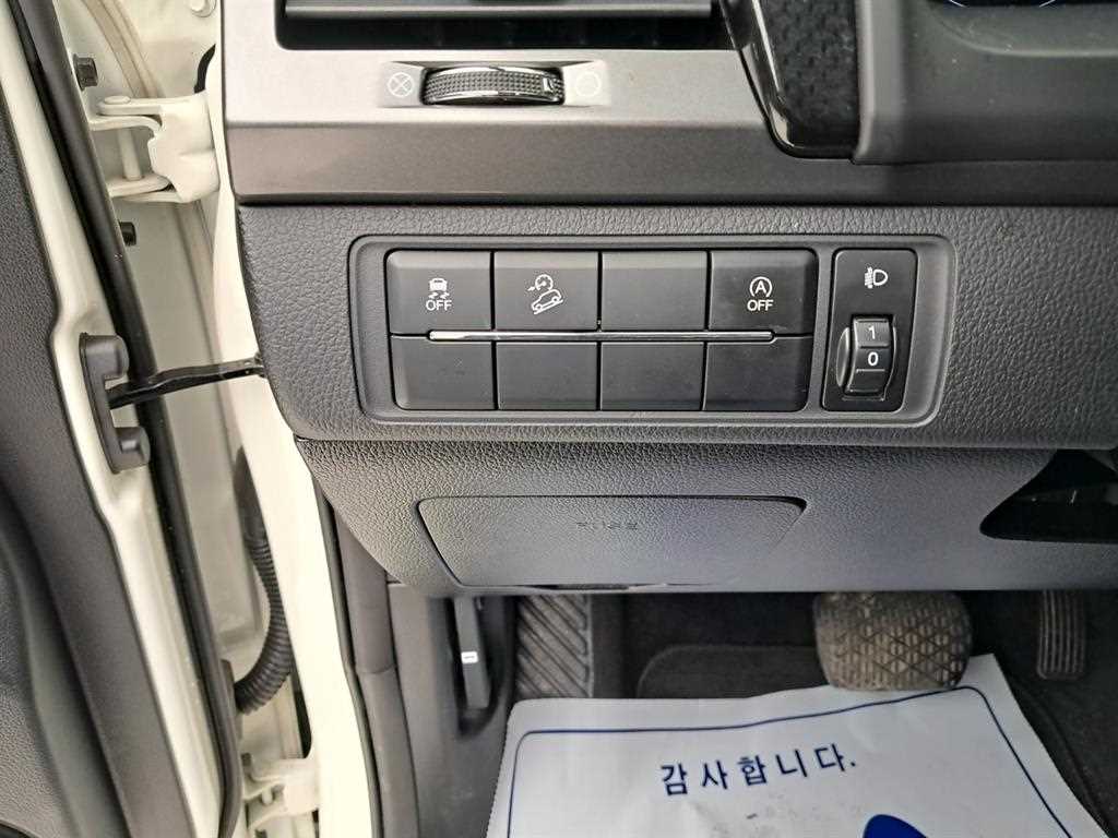 Ssangyong Rexton 2023 Blanco - Importación desde Corea - HF Imports Iquique - Foto 13