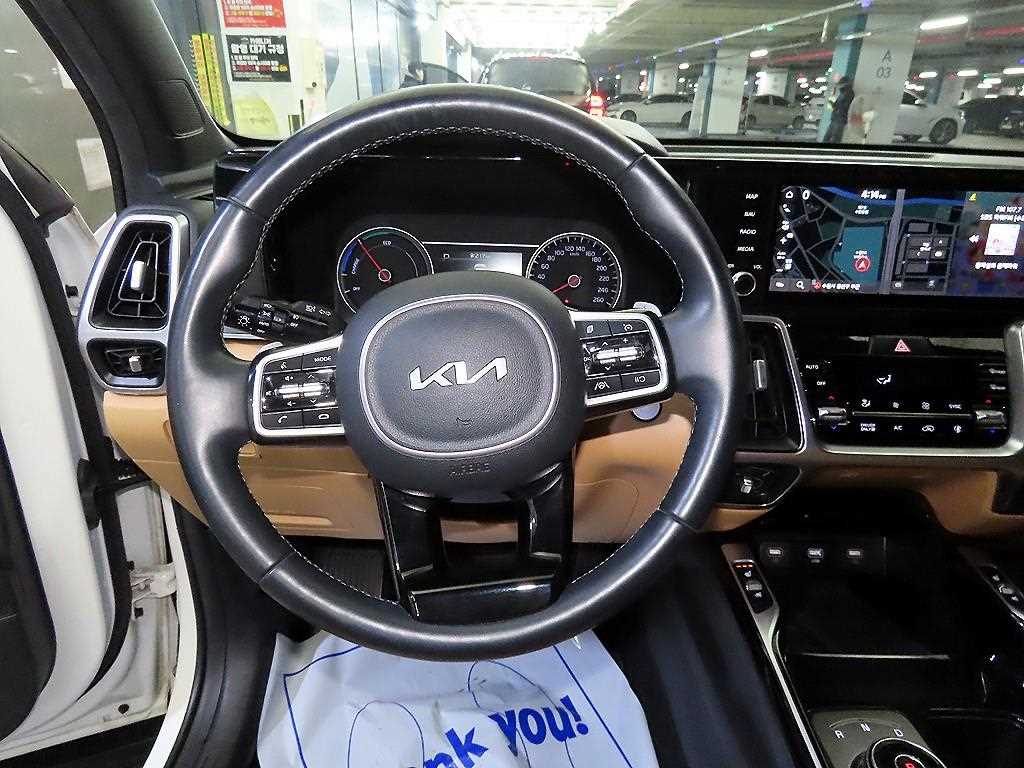 KIA Sorento - Vista 8