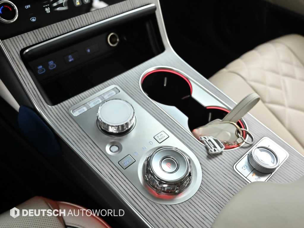 Genesis GV80 - Vista 9