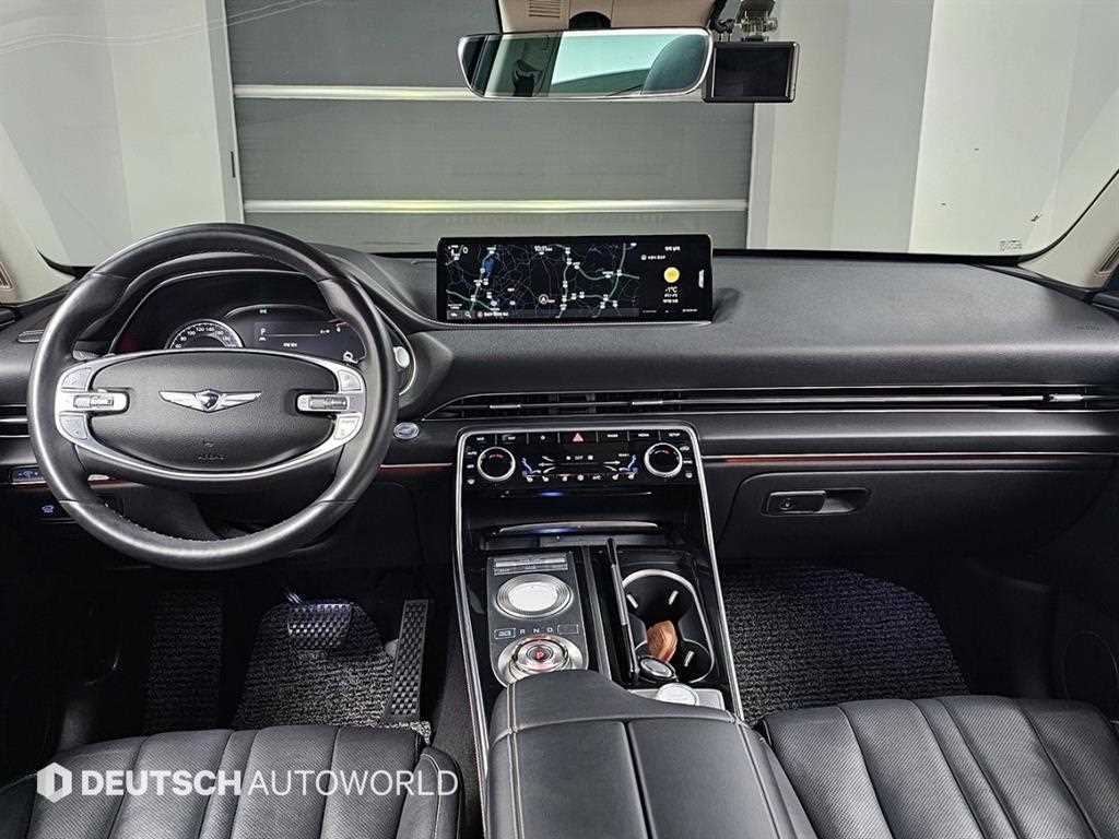 Genesis GV80 - Vista 7