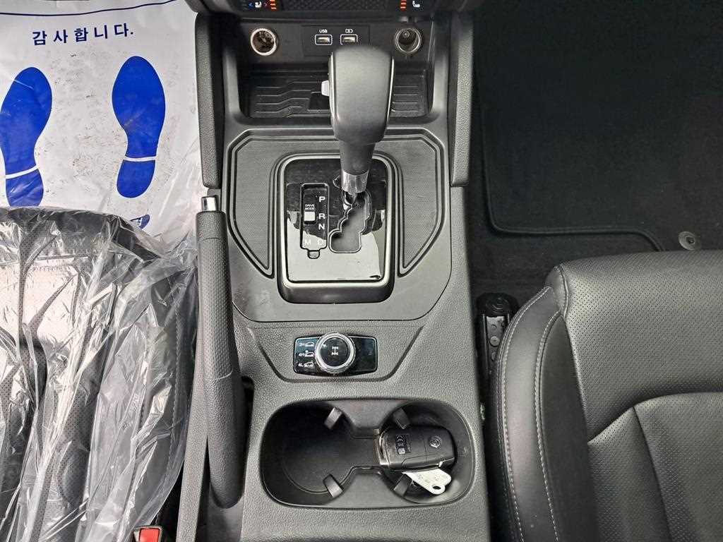 Ssangyong Rexton 2023 Blanco - Importación desde Corea - HF Imports Iquique - Foto 14