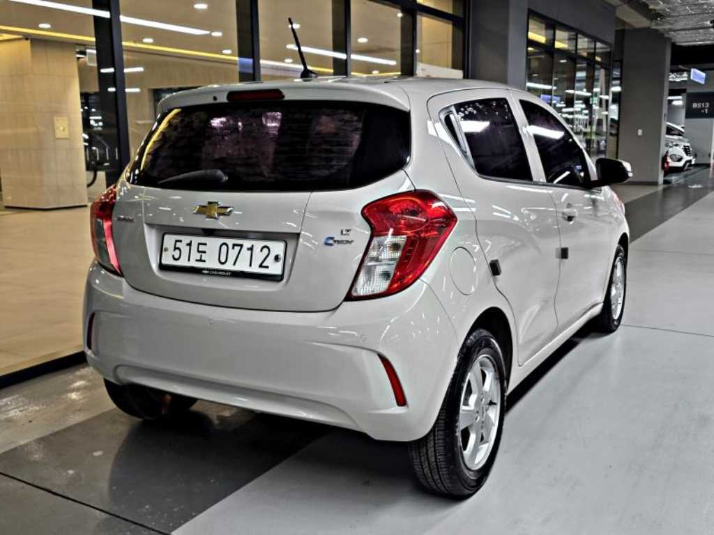 Chevrolet Spark - Vista 4