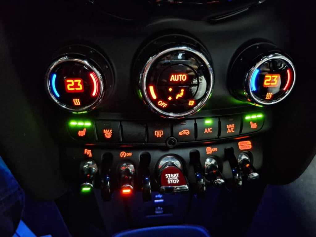 Mini Cooper - Vista 11