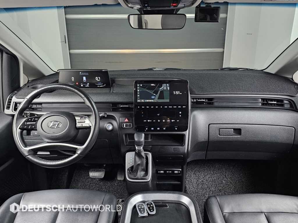 HYUNDAI Staria - Vista 7