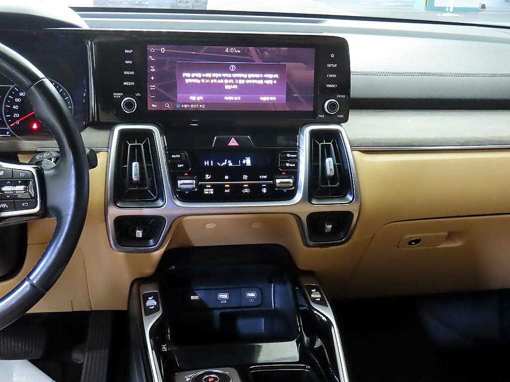 KIA Sorento - Vista 11