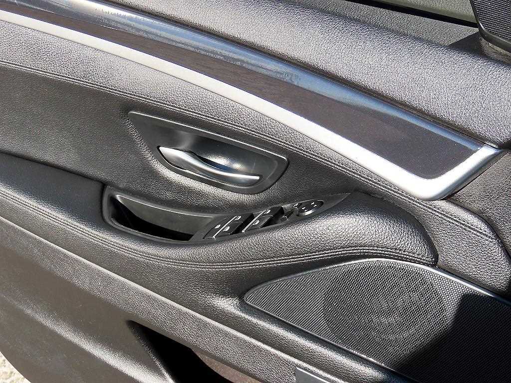 BMW 5 Series - Vista 11