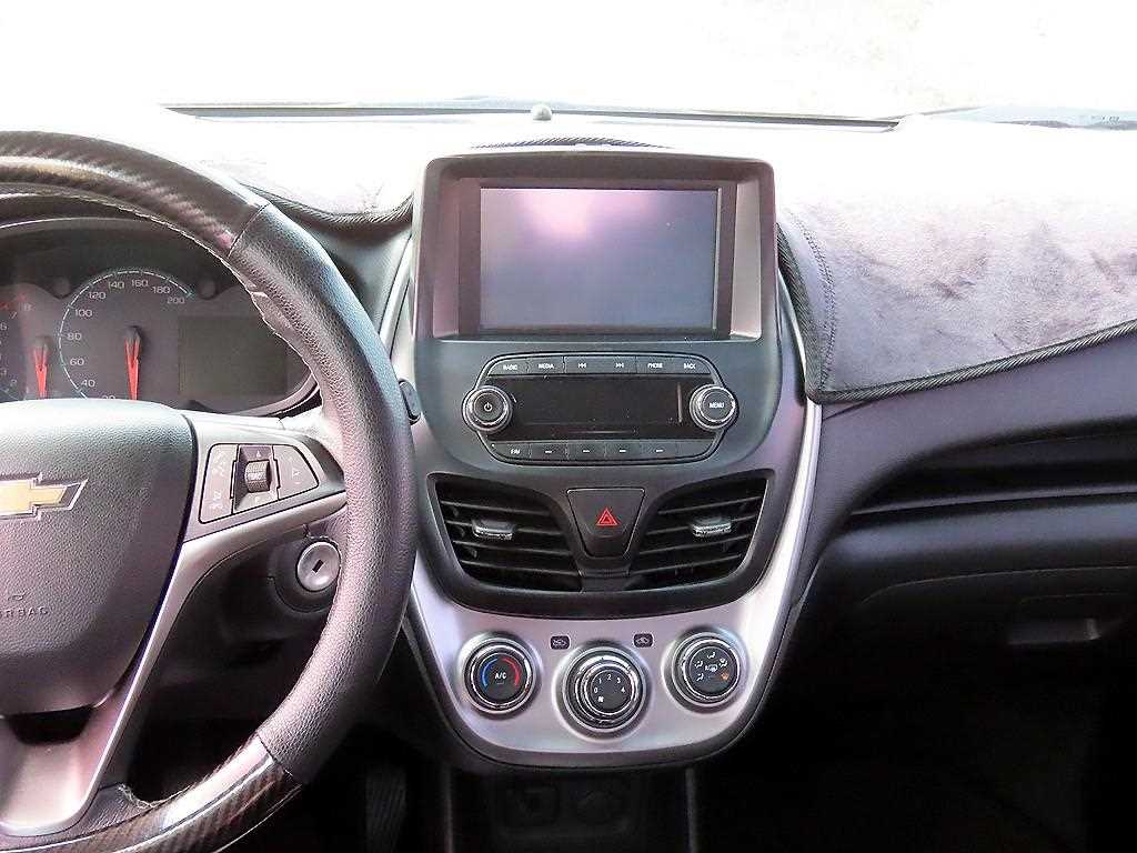 Chevrolet Spark - Vista 10