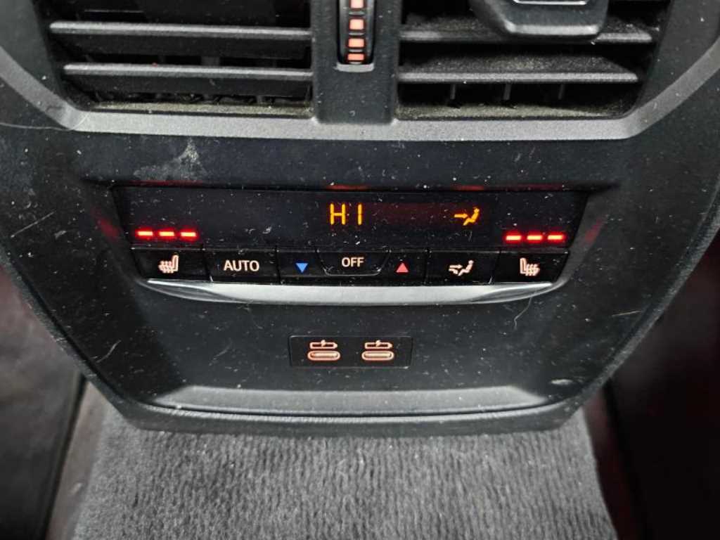 BMW 3 series 2022 Azul - Importación desde Corea - HF Imports Iquique - Foto 16