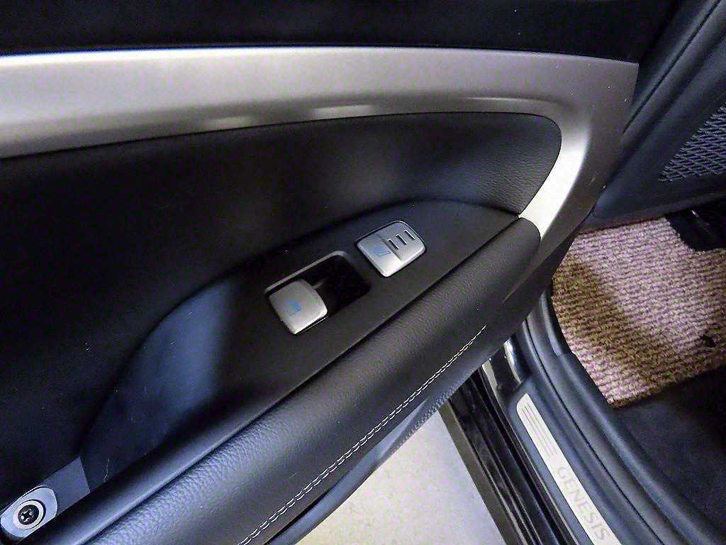 Genesis G70 2018 Negro - Importación desde Corea - HF Imports Iquique - Foto 16