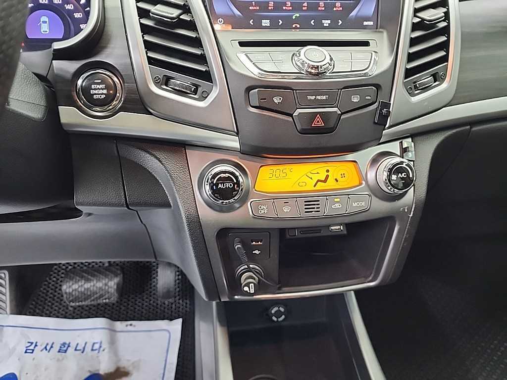 Ssangyong Korando - Vista 10