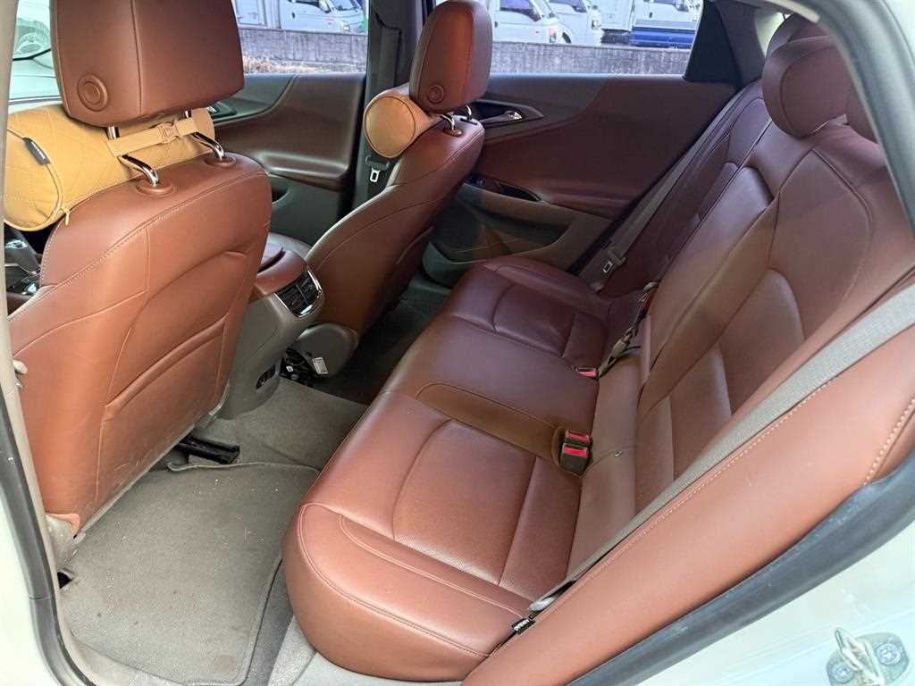 Chevrolet Malibu - Vista 7