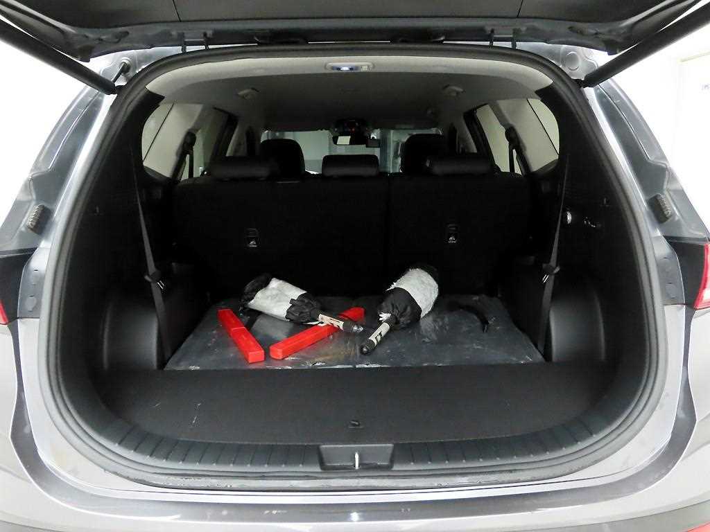 HYUNDAI Santa Fe - Vista 5