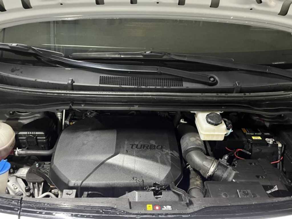 HYUNDAI Staria 2023 Gris - Importación desde Corea - HF Imports Iquique - Foto 18