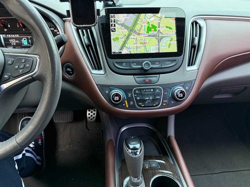 Chevrolet Malibu - Vista 4