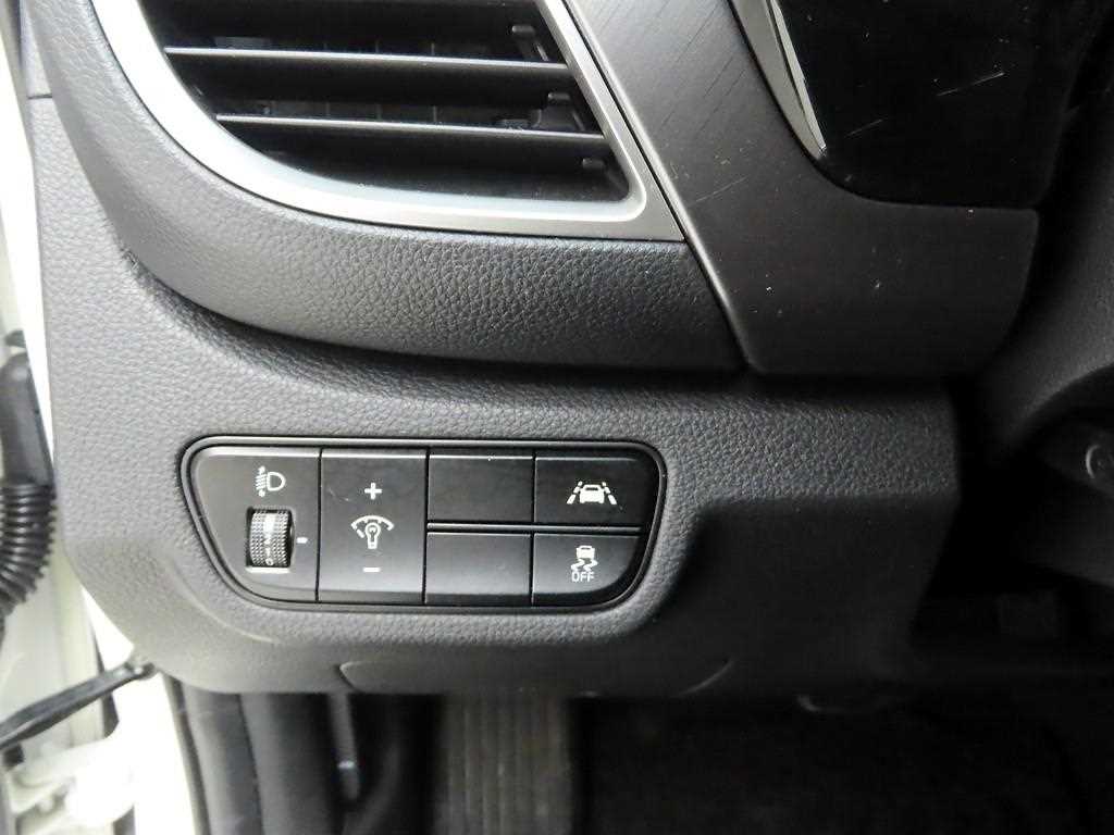 KIA Seltos 2020 Blanco - Importación desde Corea - HF Imports Iquique - Foto 13